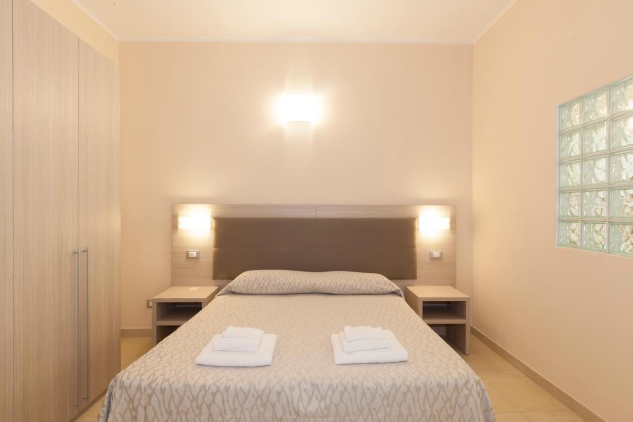 Diano Sporting Apartments Diano Marina Esterno foto