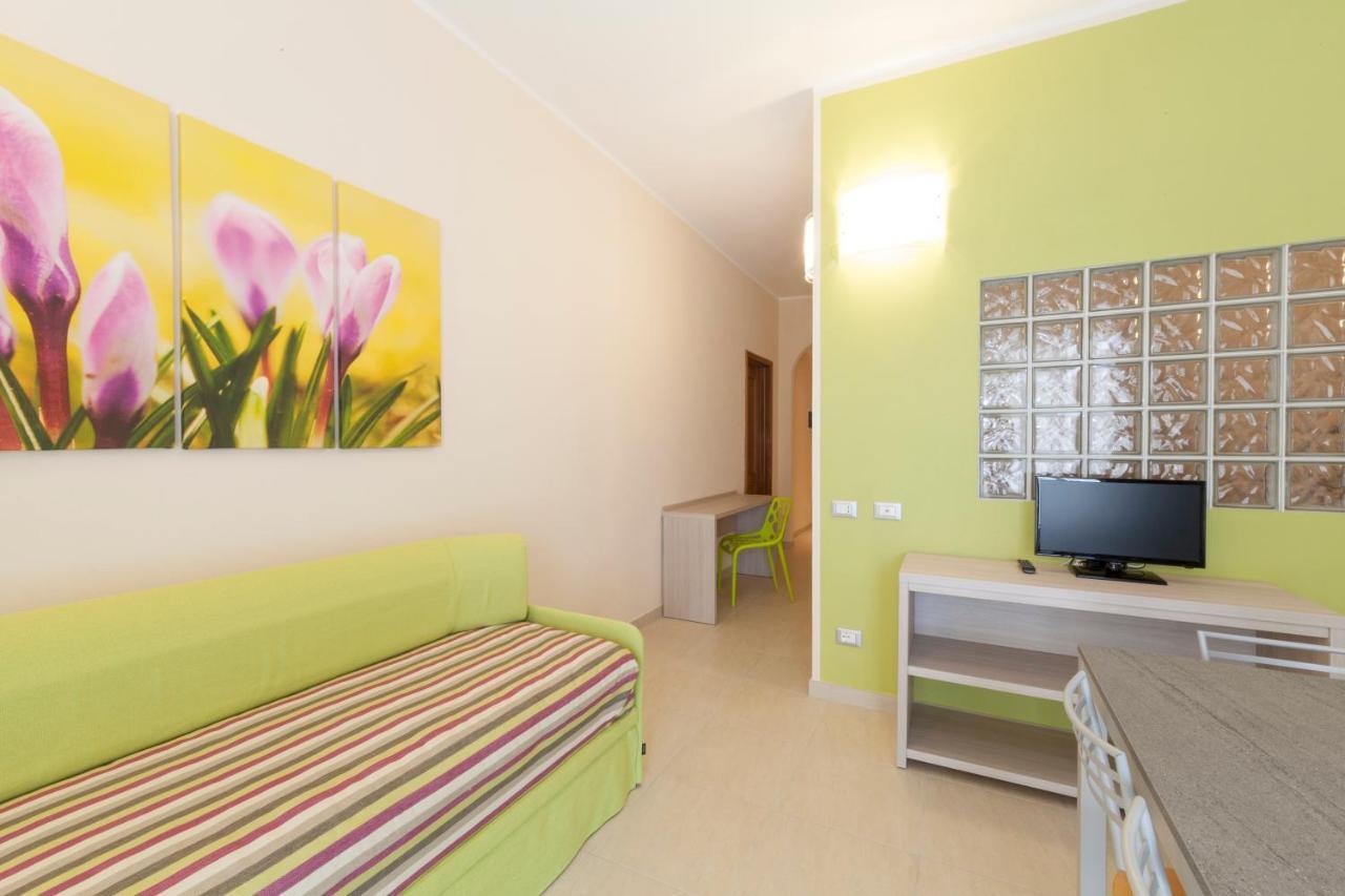 Diano Sporting Apartments Diano Marina Esterno foto