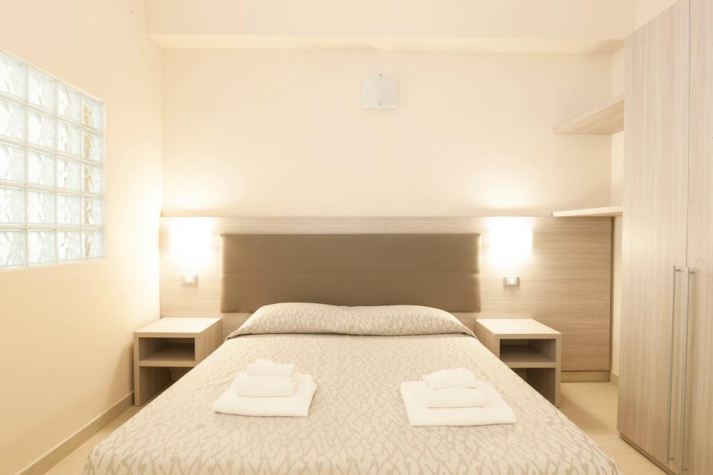 Diano Sporting Apartments Diano Marina Esterno foto
