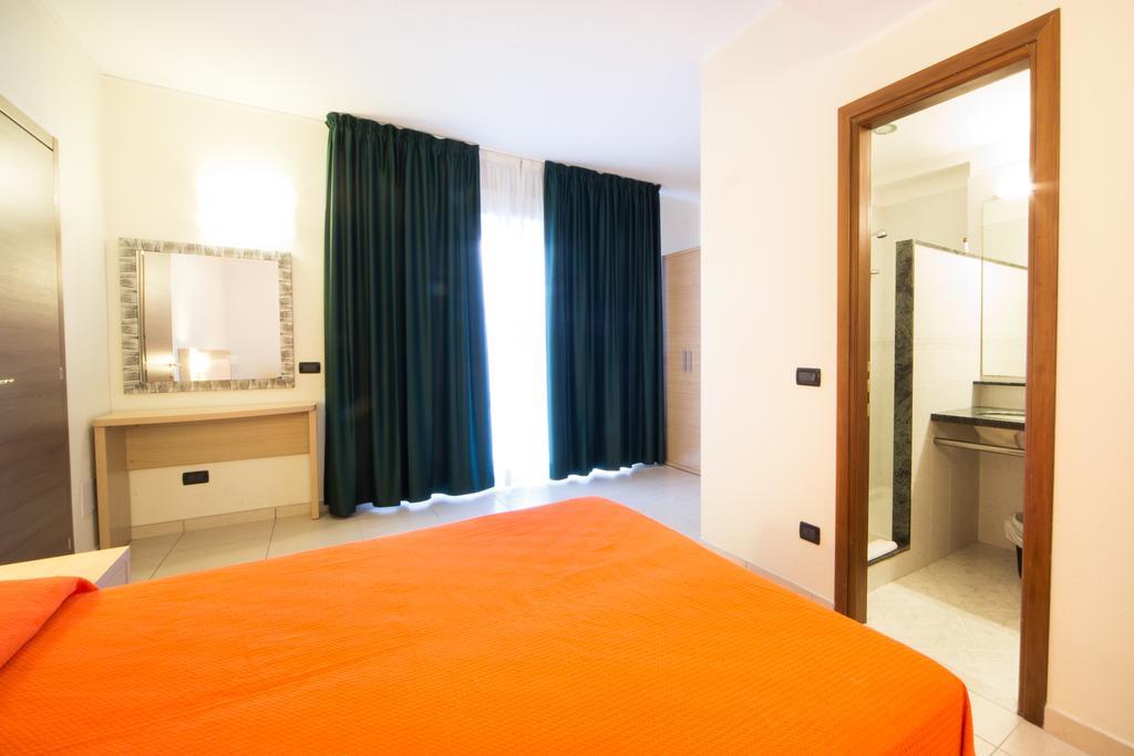 Diano Sporting Apartments Diano Marina Esterno foto