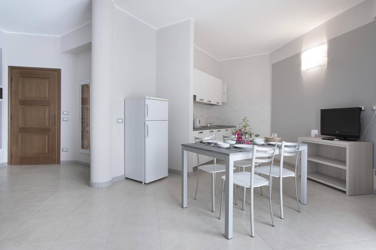 Diano Sporting Apartments Diano Marina Esterno foto