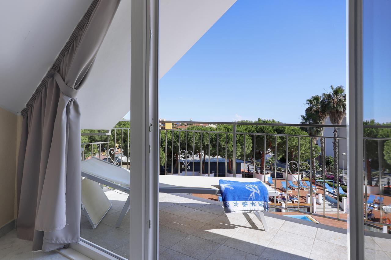 Diano Sporting Apartments Diano Marina Esterno foto