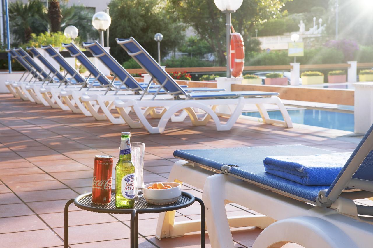 Diano Sporting Apartments Diano Marina Esterno foto