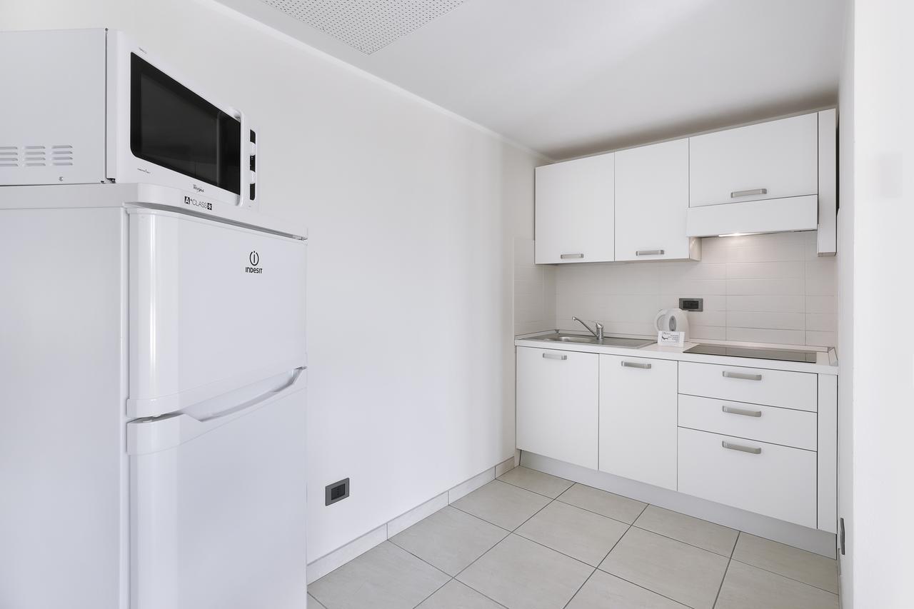 Diano Sporting Apartments Diano Marina Esterno foto